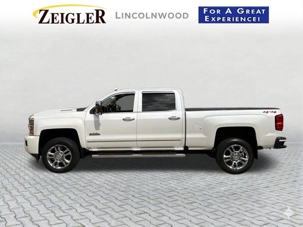 Used 2019 Chevrolet Silverado 2500 High Country w/ Duramax Plus Package AWD/4WD image 3