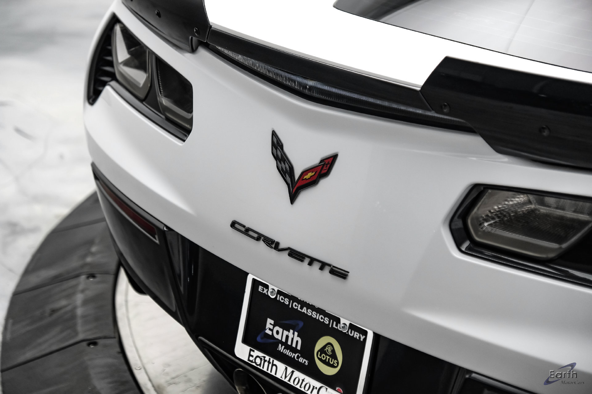 Used 2016 Chevrolet Corvette Z06 w/ 2LZ Preferred Equipment Group RWD image 19