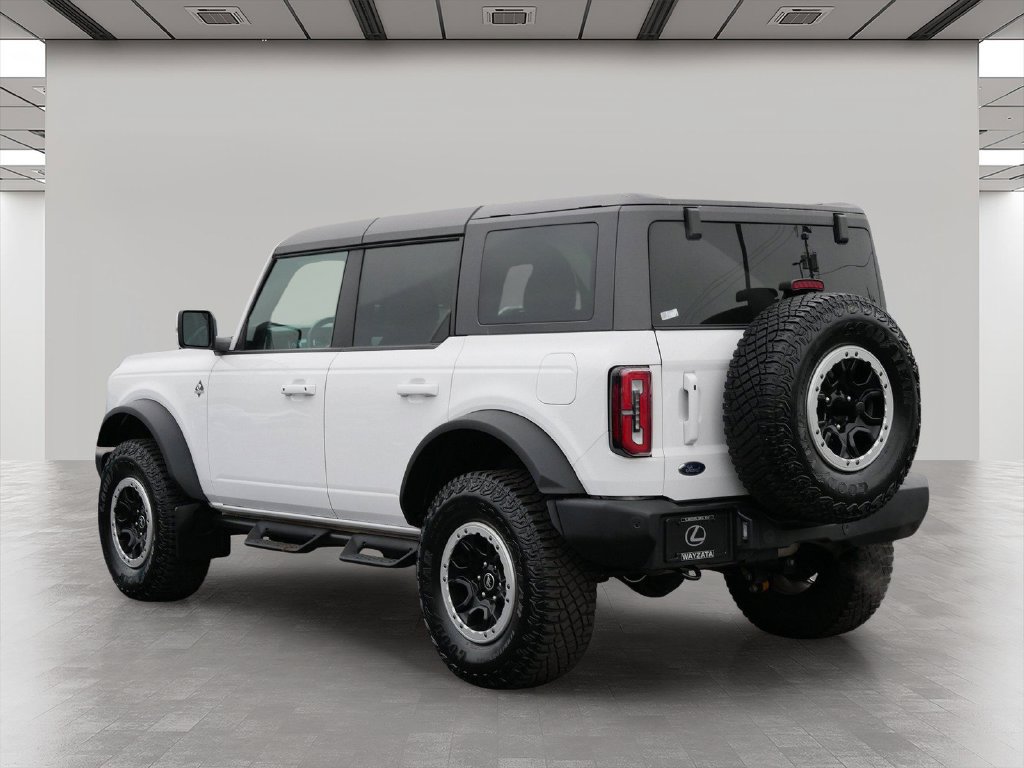 Used 2024 Ford Bronco Outer Banks w/ Sasquatch Package AWD/4WD image 4