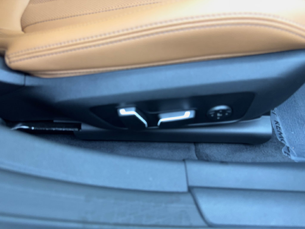 Used 2025 BMW i4 eDrive40 w/ Premium Package RWD image 50