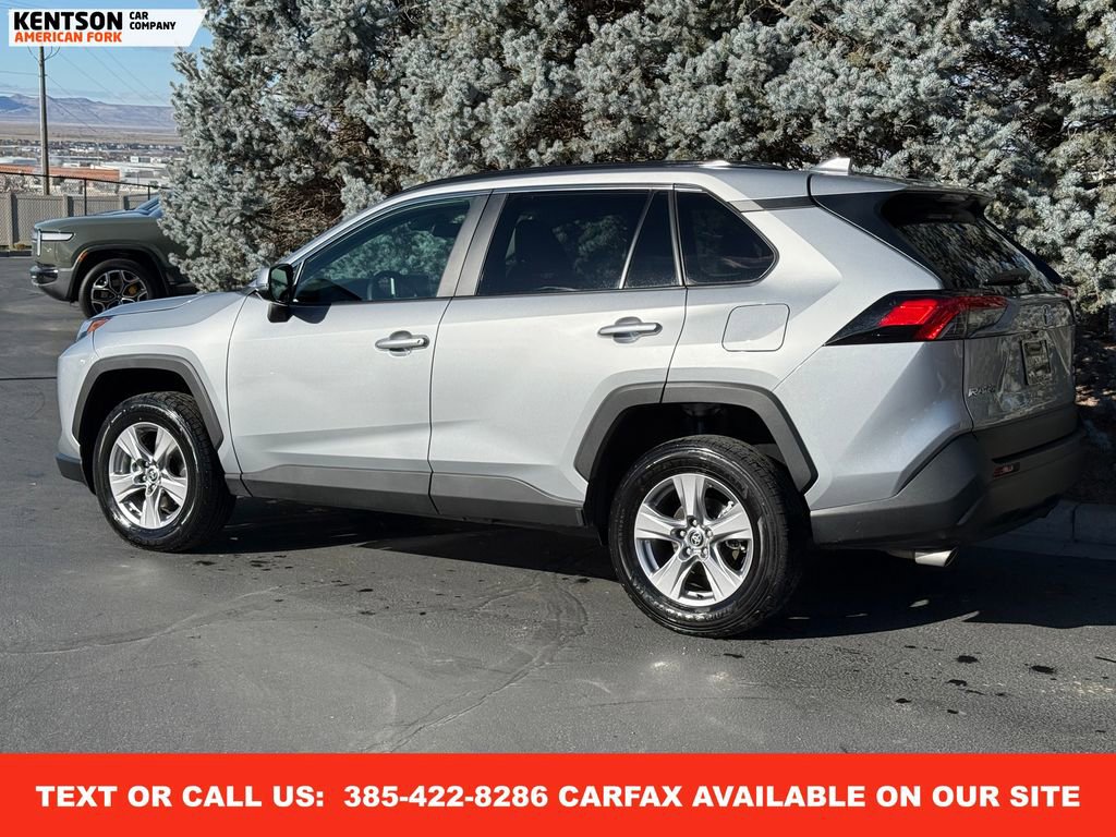 Used 2025 Toyota RAV4 XLE image 4