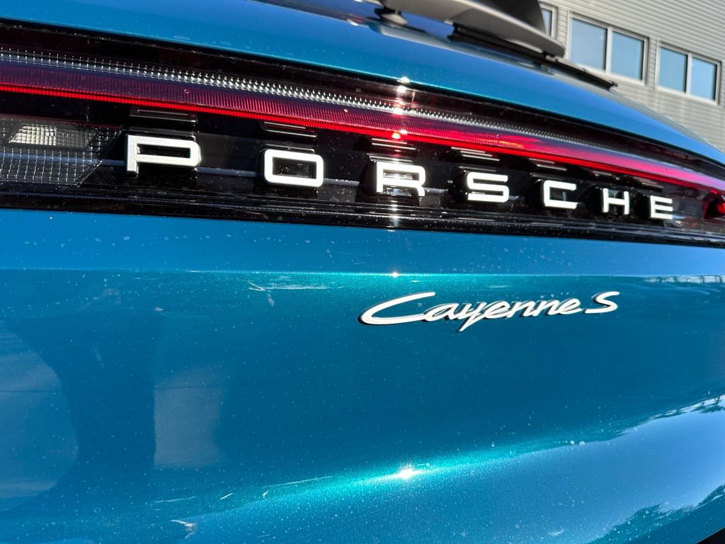 Certified 2026 Porsche Cayenne S AWD/4WD image 14