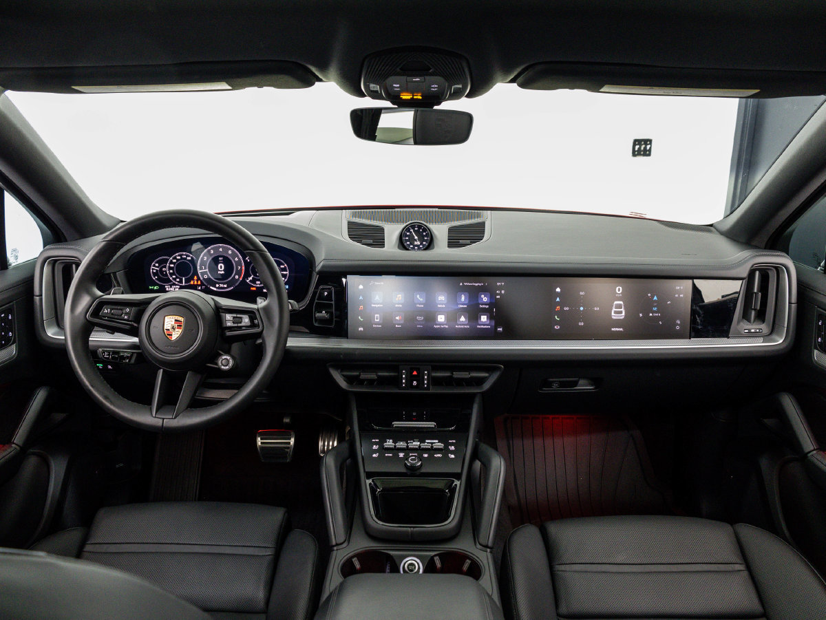 Certified 2026 Porsche Cayenne S AWD/4WD image 16