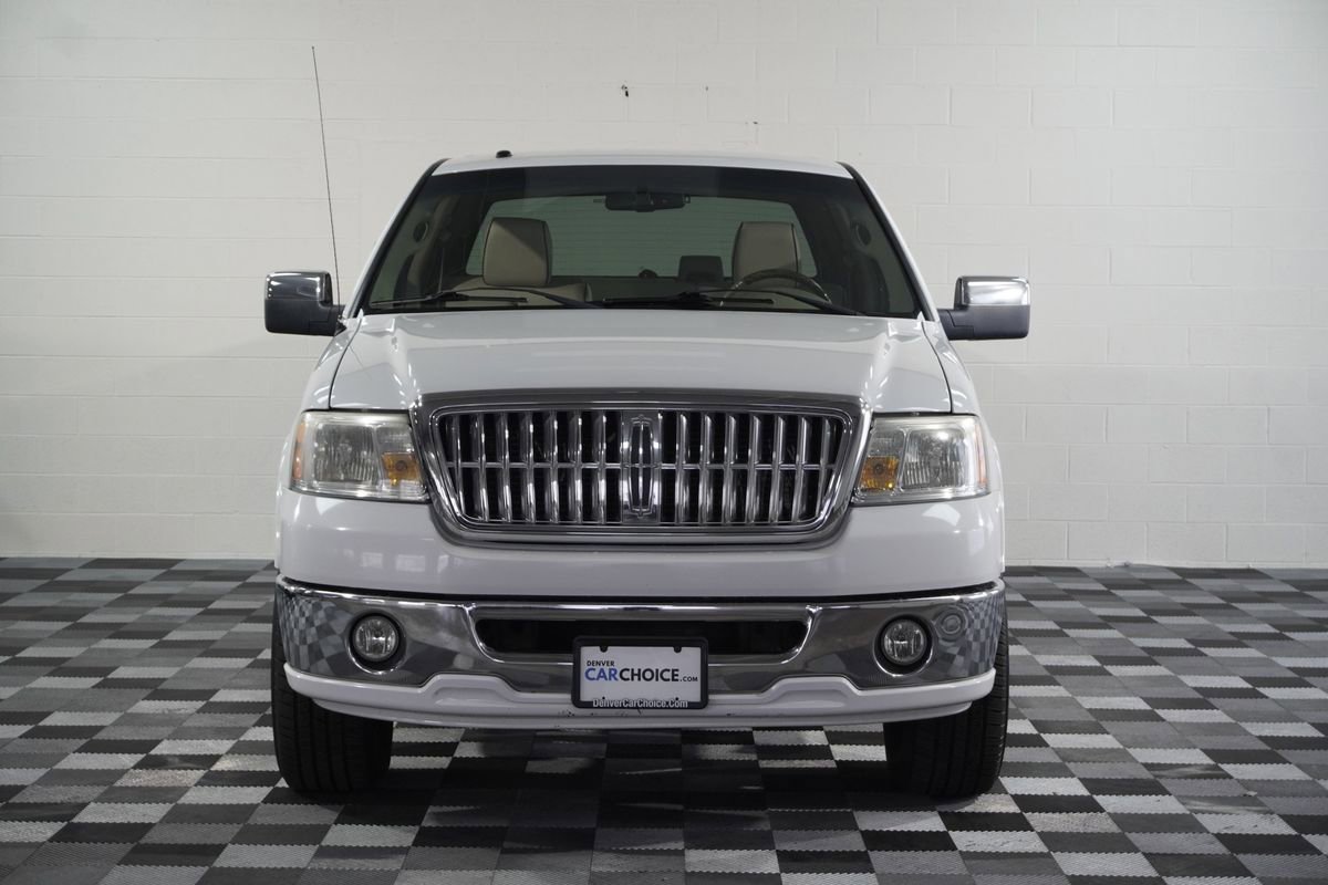 Used 2007 Lincoln Mark LT 4x4 image 9