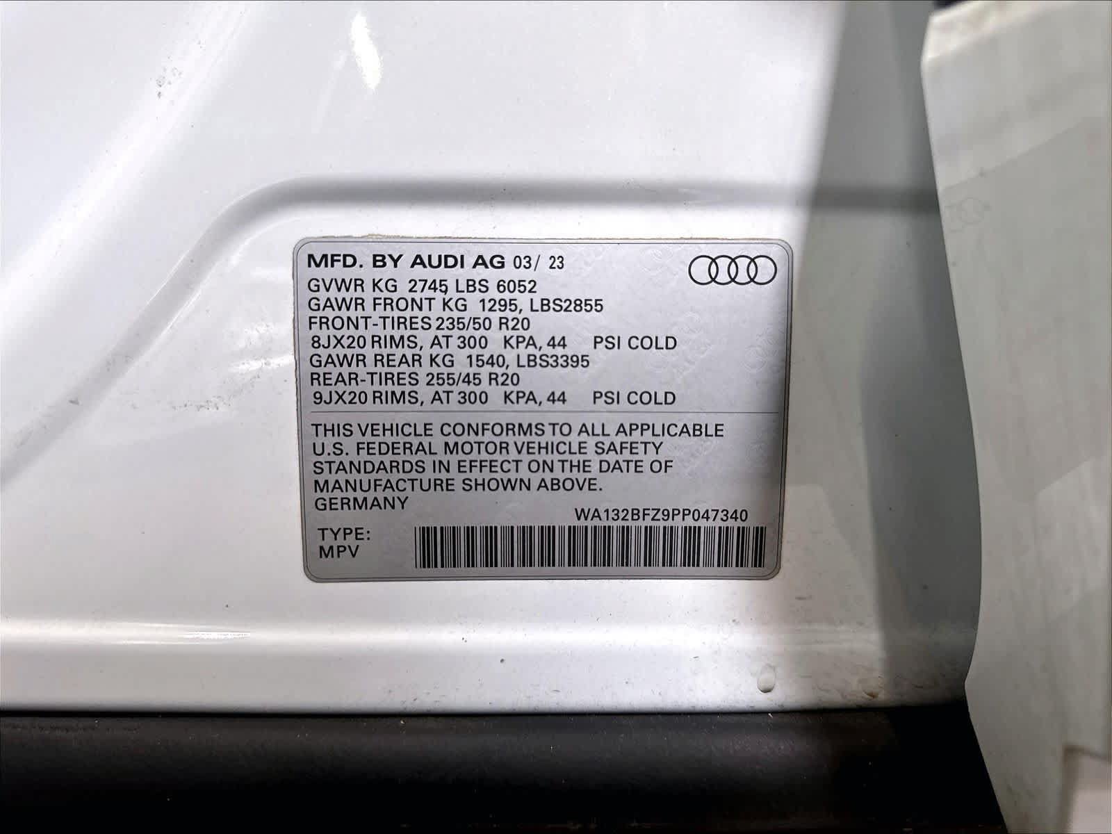 Certified 2023 Audi Q4 e-tron Premium Plus w/ Premium Plus AWD/4WD image 35