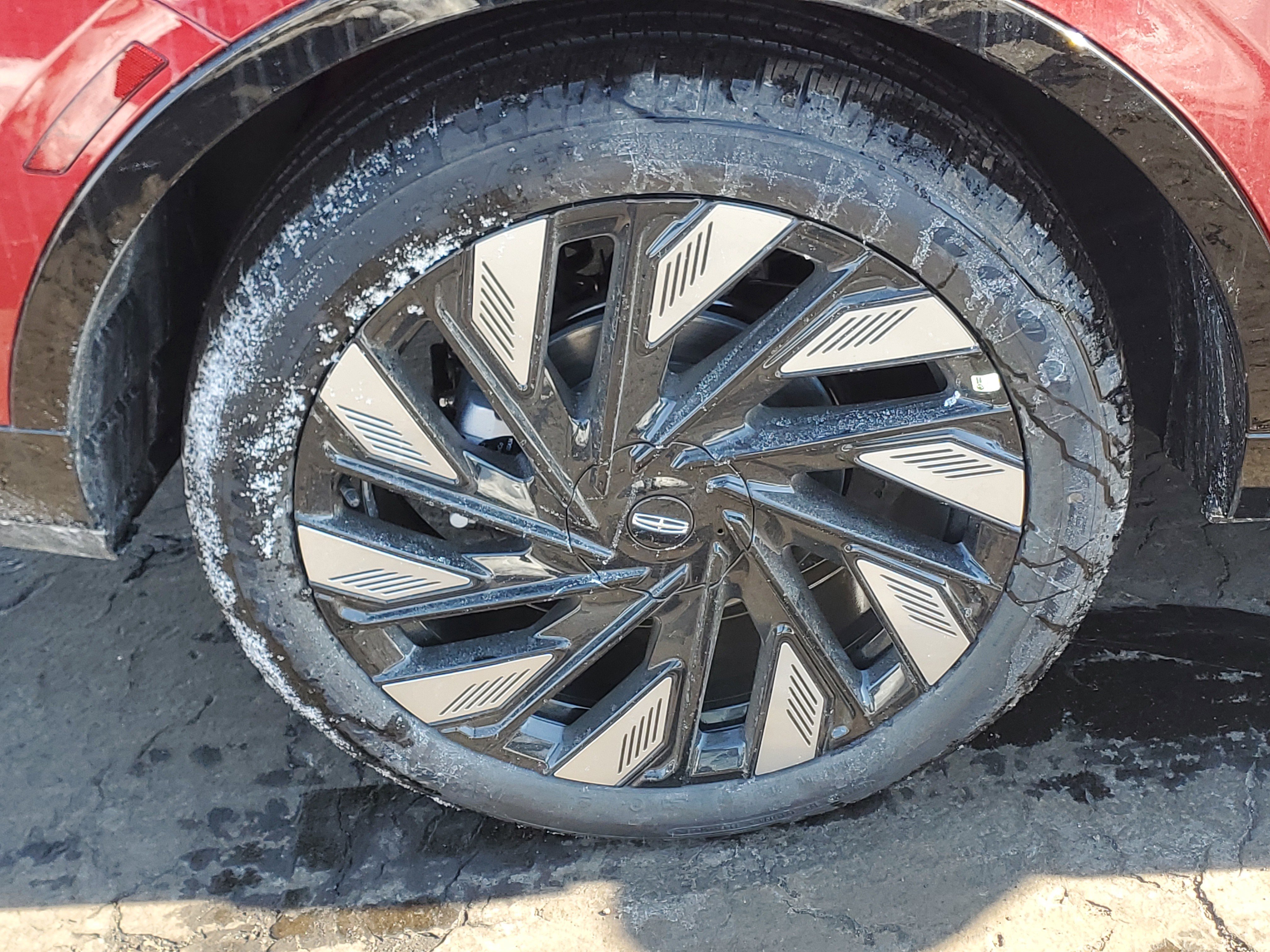 New 2026 Lincoln Nautilus Reserve w/ Jet Appearance Package image 5