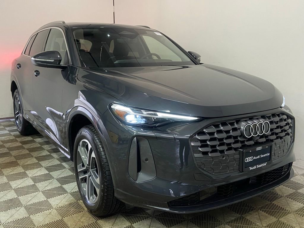 New 2025 Audi Q5 Premium Plus