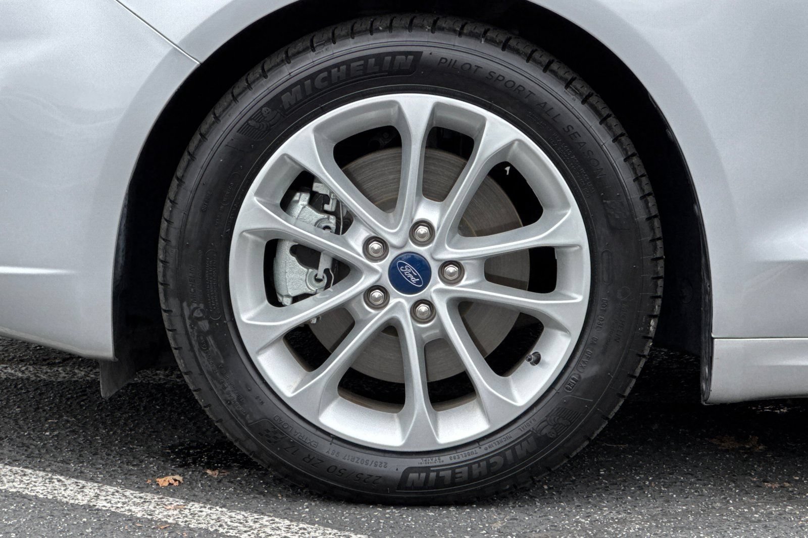 Certified 2019 Ford Fusion Energi Titanium FWD image 27