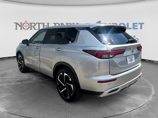 Used 2024 Mitsubishi Outlander SE AWD/4WD image 5
