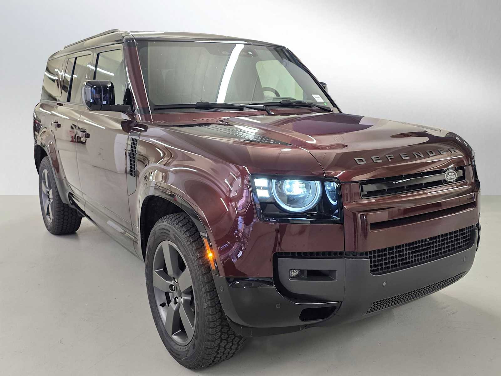 New 2026 Land Rover Defender 130 X-Dynamic SE image 7