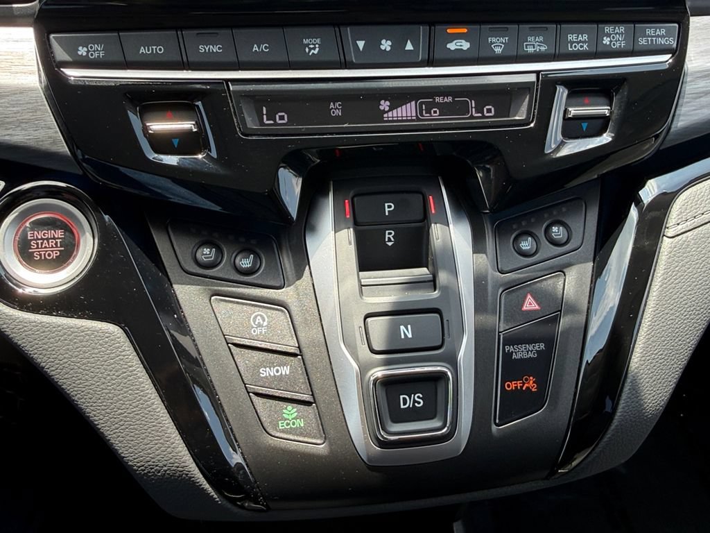 Used 2026 Honda Odyssey Elite image 16