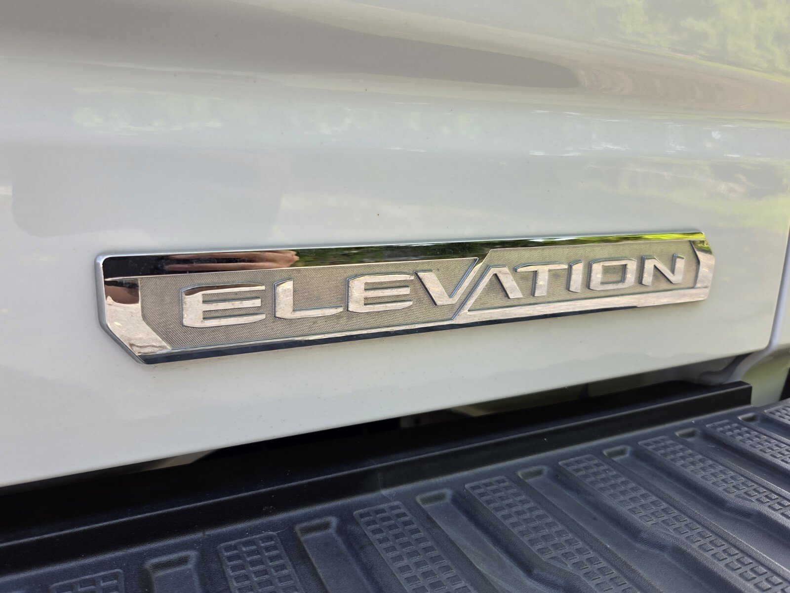 Certified 2022 GMC Sierra 1500 Elevation w/ Elevation Premium Package AWD/4WD image 16