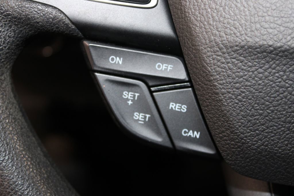 Used 2021 Ford EcoSport SE FWD image 22