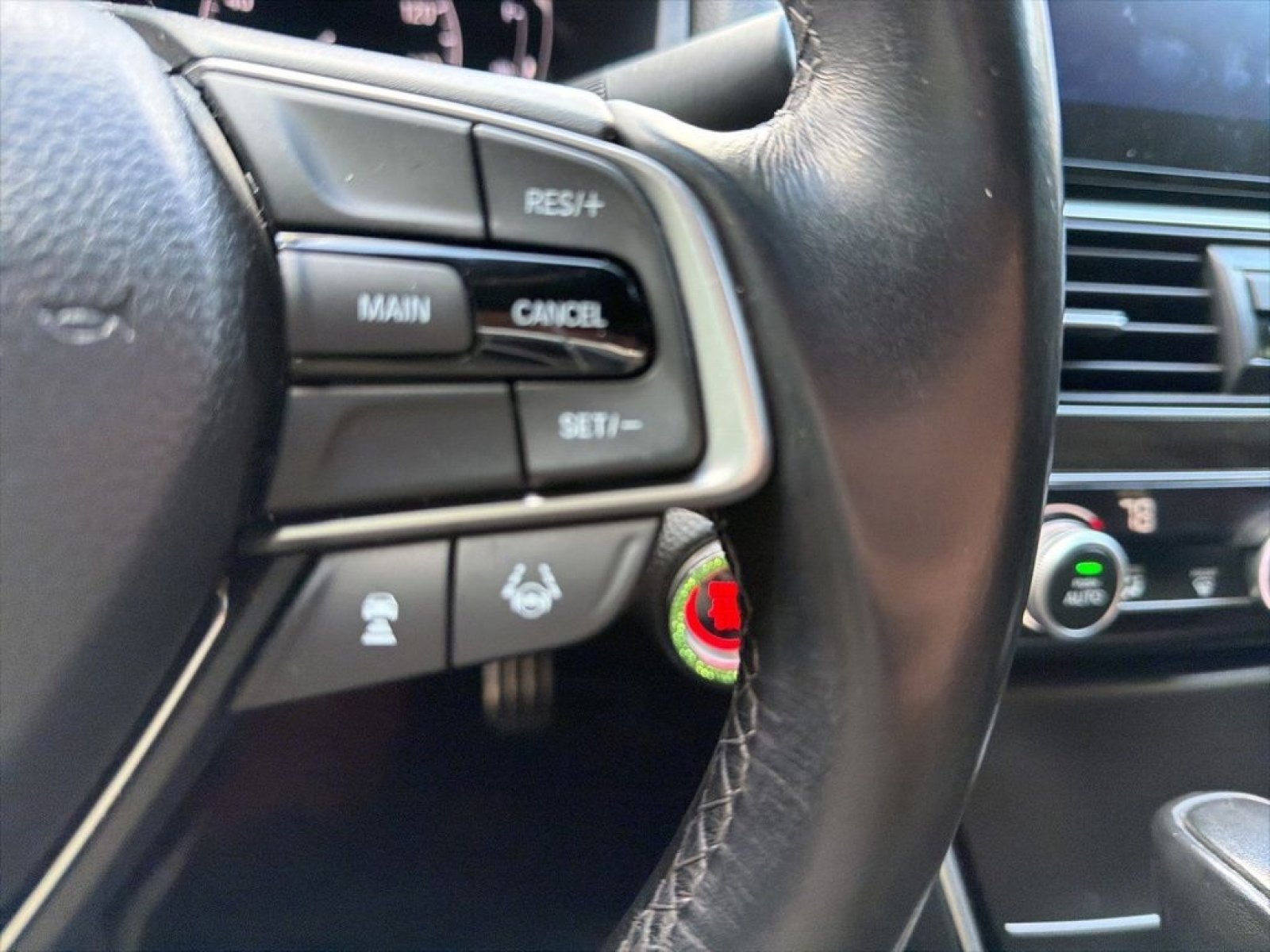 Certified 2020 Honda Accord Sport image 29