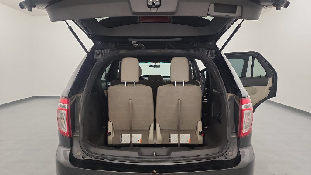 Used 2015 Ford Explorer FWD image 17