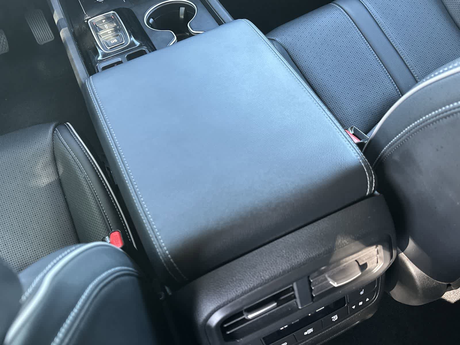 Used 2023 Honda Pilot Elite image 22