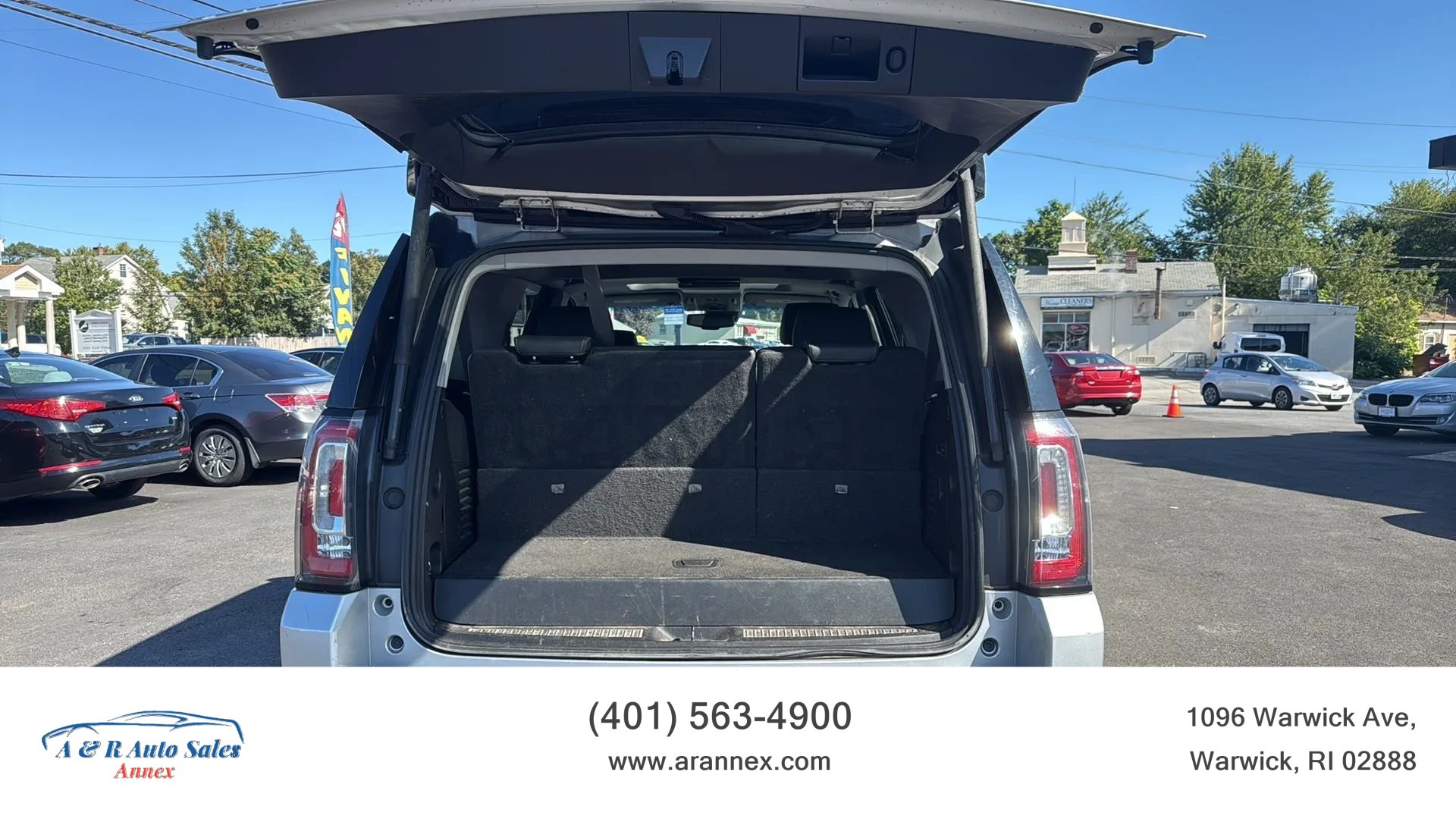 Used 2018 GMC Yukon Denali AWD/4WD image 20