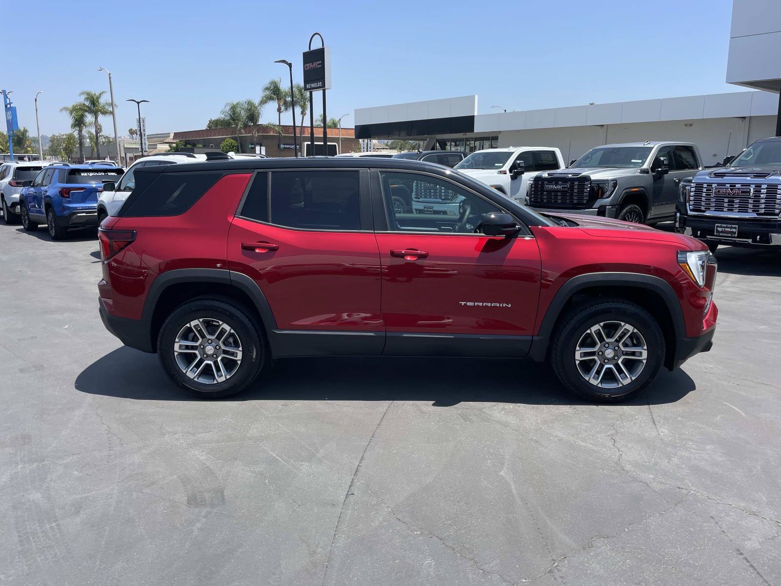 New 2026 GMC Terrain Elevation w/ Technology Package II FWD image 4