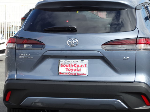 New 2026 Toyota Corolla Cross LE FWD image 7