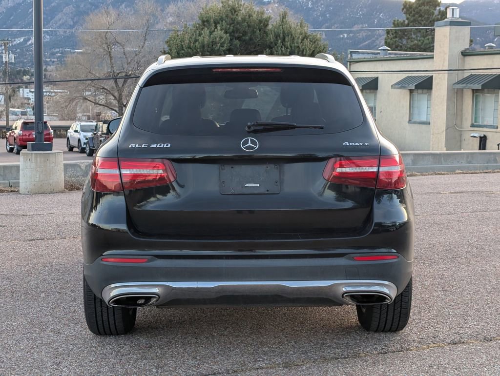Used 2017 Mercedes-Benz GLC 300 4MATIC image 6