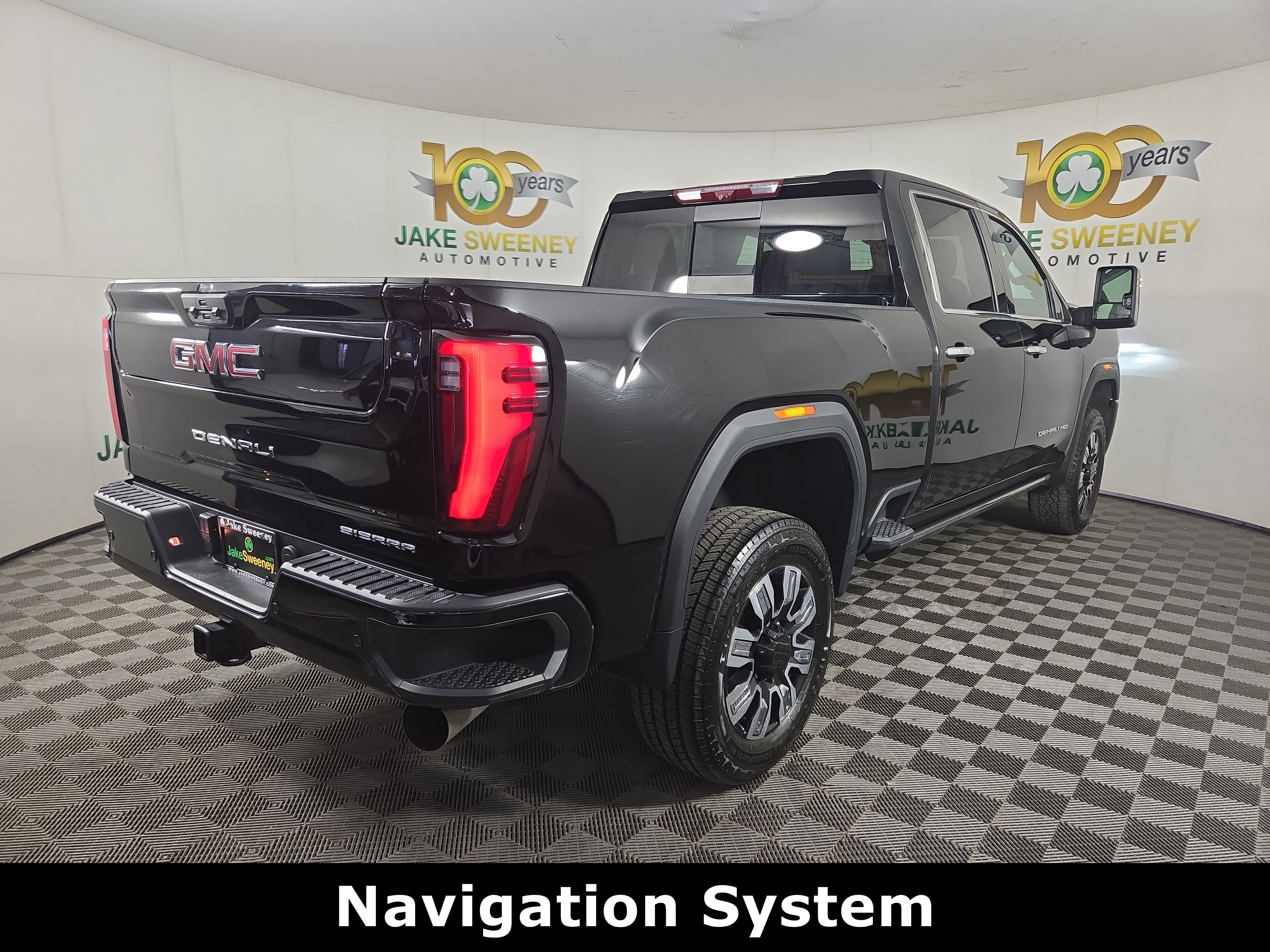 Certified 2024 GMC Sierra 2500 Denali w/ Denali Reserve Package AWD/4WD image 9