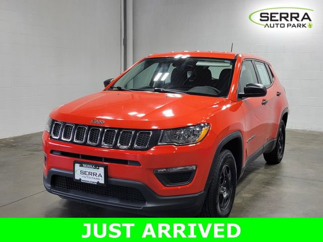 Used 2018 Jeep Compass Sport FWD image 2