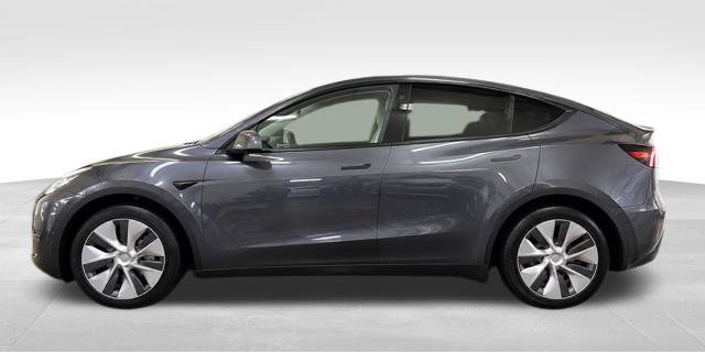 Used 2023 Tesla Model Y Long Range AWD/4WD image 10
