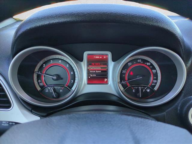 Used 2019 Dodge Journey SE FWD image 9