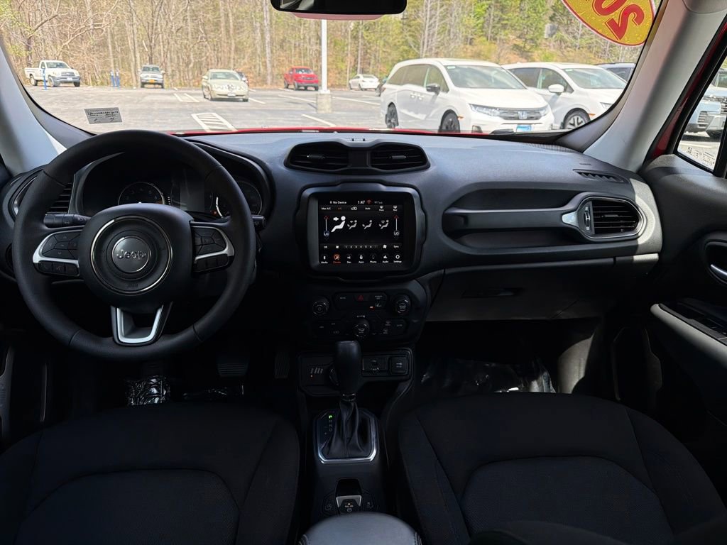 Used 2023 Jeep Renegade Latitude image 15