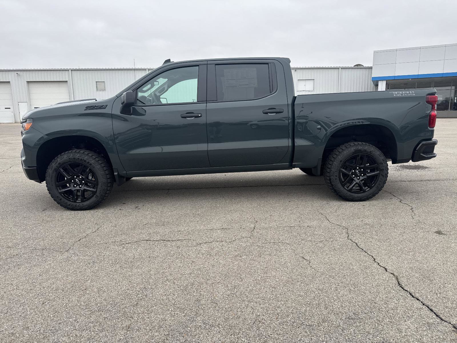 New 2026 Chevrolet Silverado 1500 Custom Trail Boss w/ Dark Appearance Package image 2