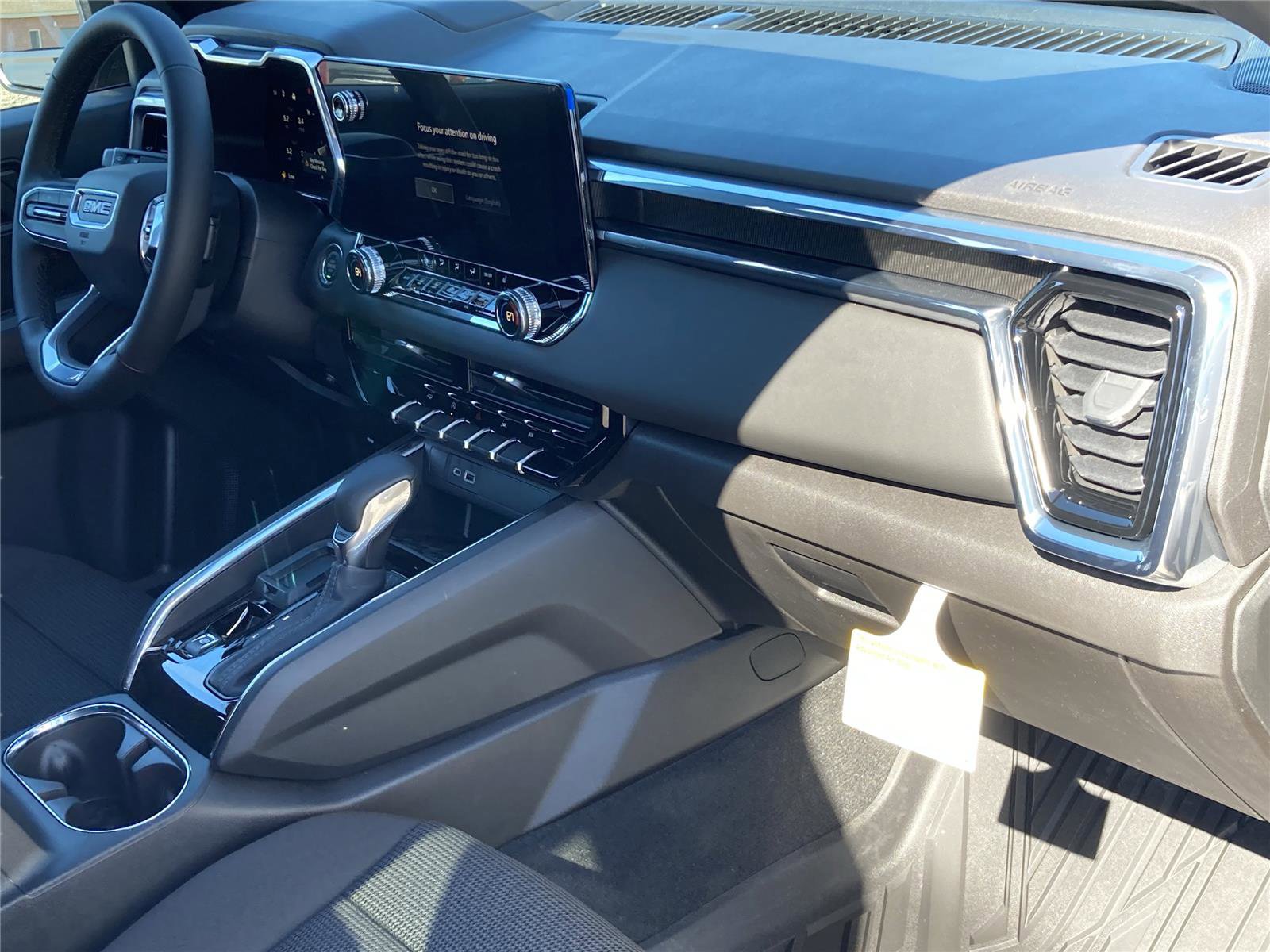 New 2026 GMC Canyon Elevation w/ Convenience Package image 17