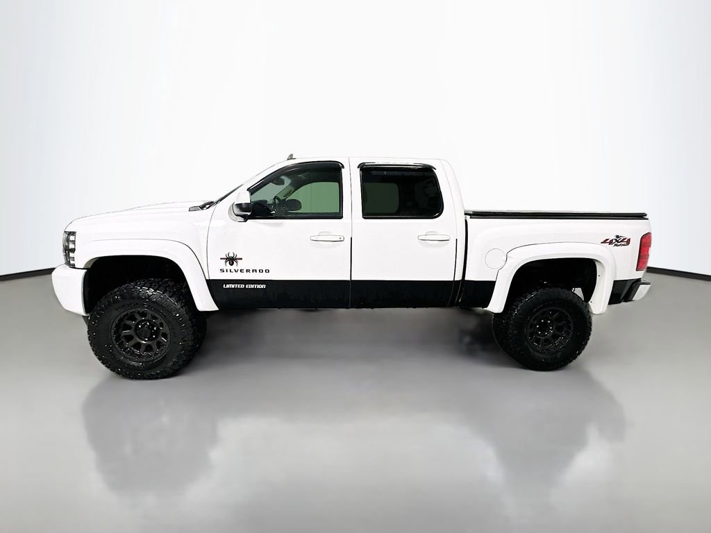 Used 2013 Chevrolet Silverado 1500 LT w/ All-Star Edition AWD/4WD image 5