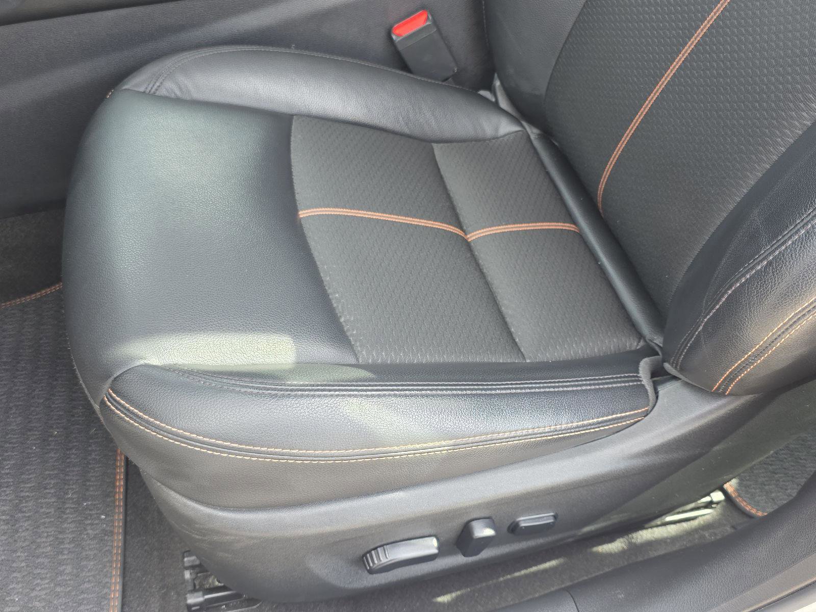 Used 2021 Nissan Altima 2.5 SR w/ SR Premium Package image 32