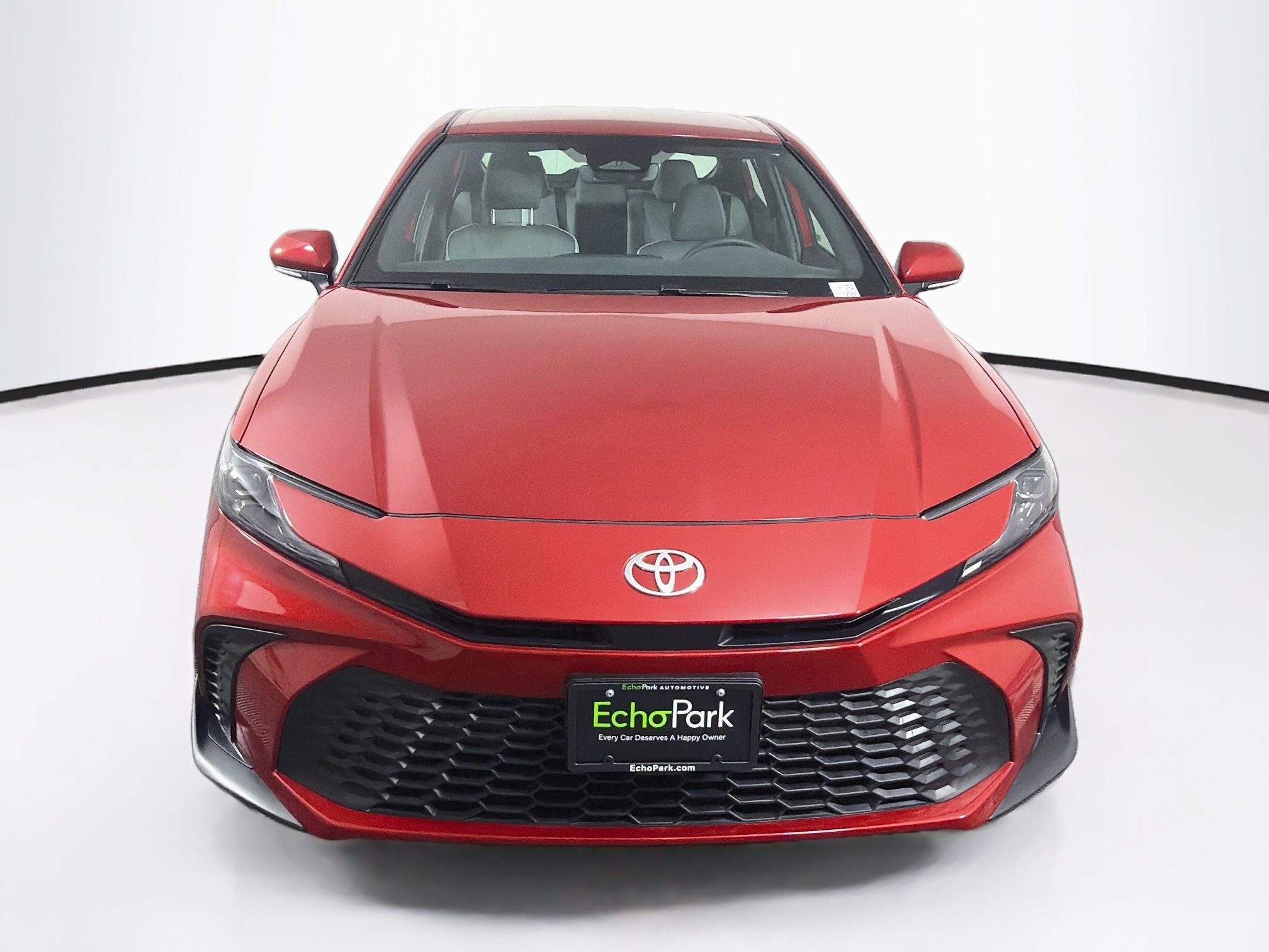 Used 2026 Toyota Camry SE w/ Convenience Package FWD image 2