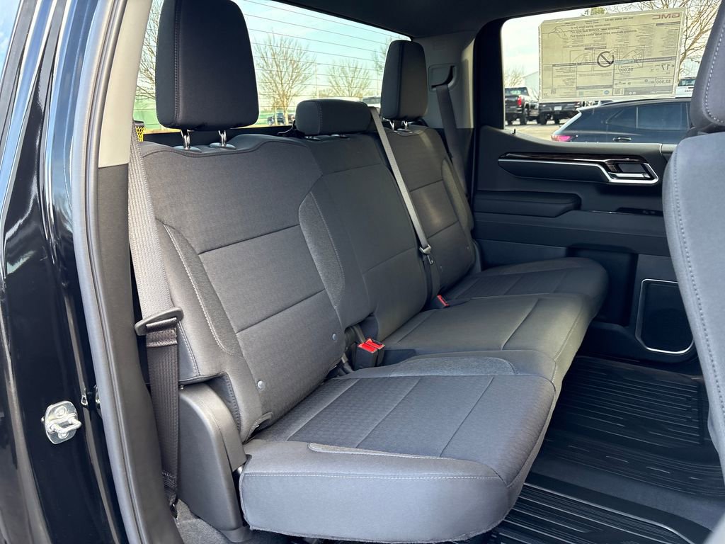 New 2026 GMC Sierra 1500 SLE image 40