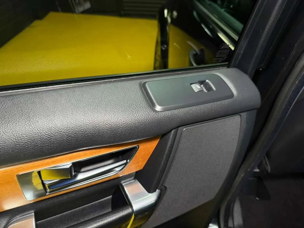 Used 2012 Land Rover LR4 HSE LUX image 15