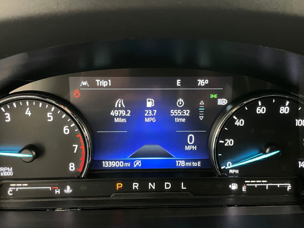 Used 2021 Ford Explorer XLT AWD/4WD image 29