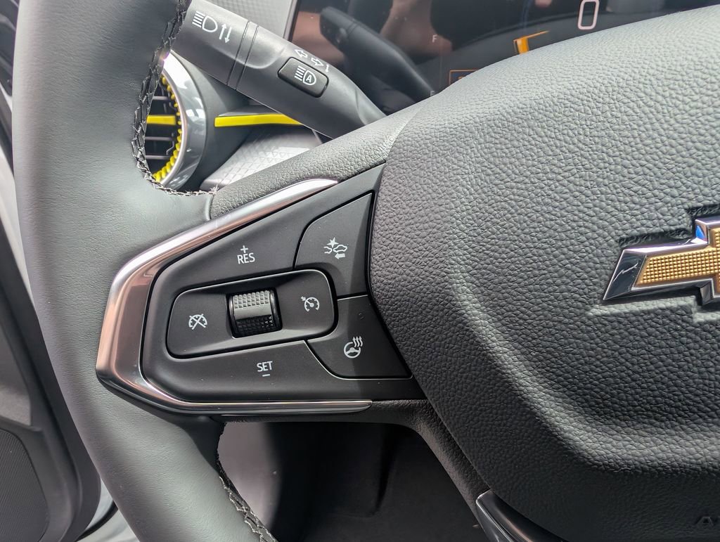 New 2026 Chevrolet Trax LT w/ Driver Confidence Package FWD image 17