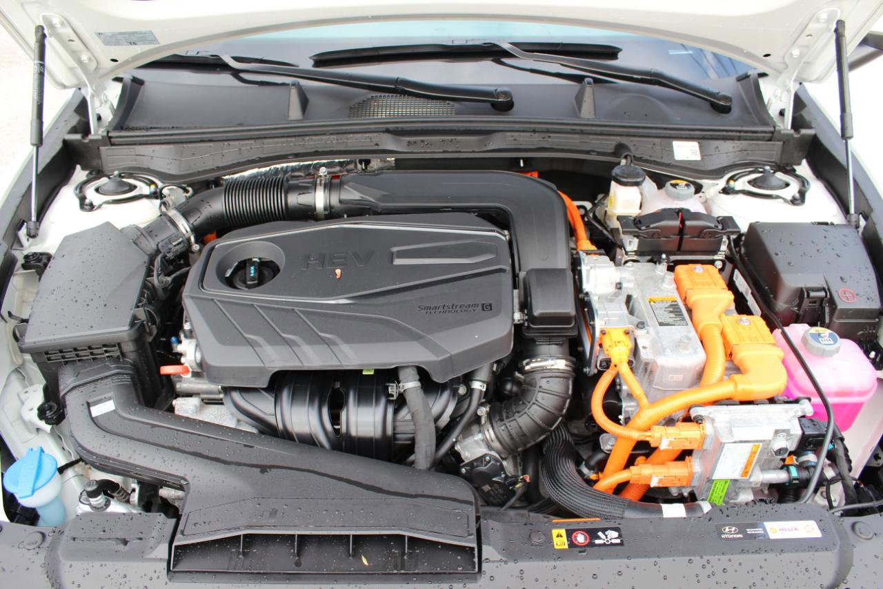 Used 2026 Hyundai Sonata Blue FWD image 11