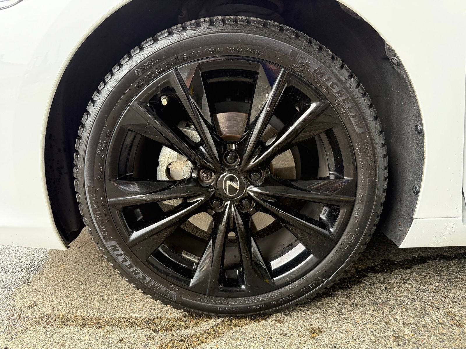 Used 2022 Lexus ES 350 F Sport w/ Accessory Package 2 FWD image 21