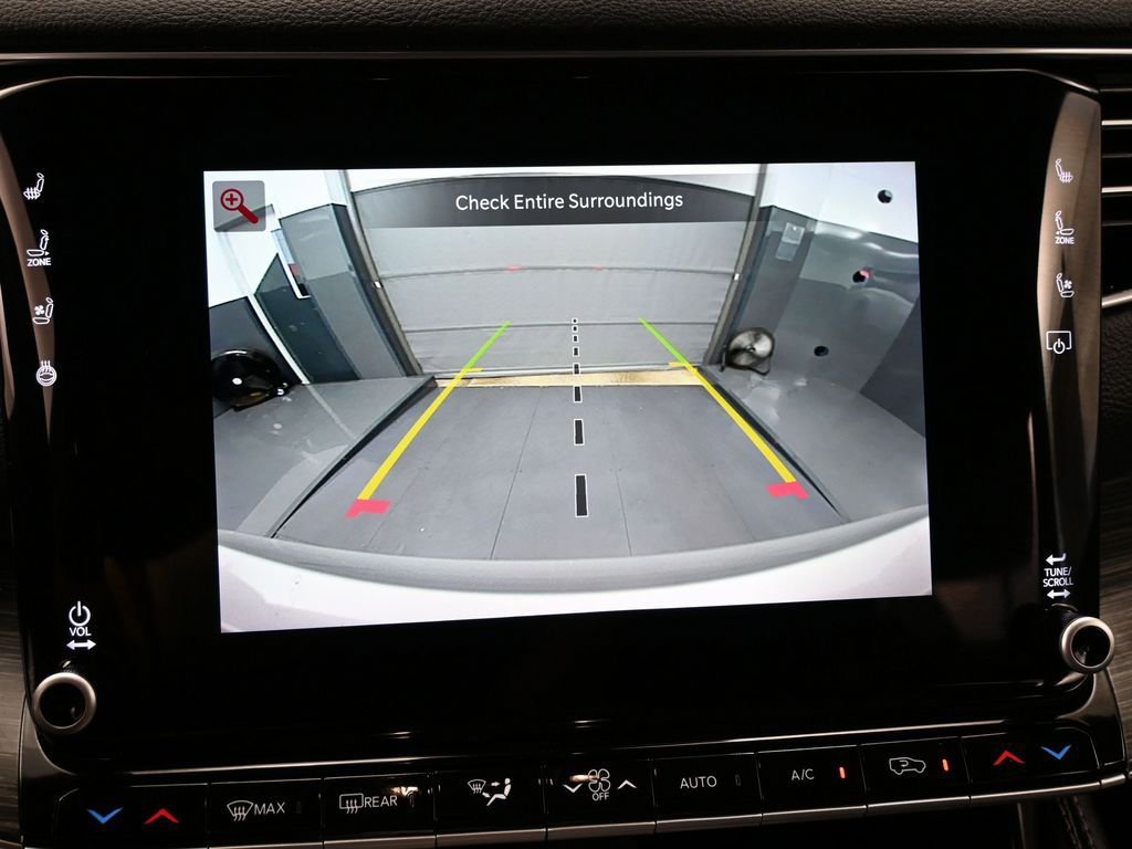 Used 2024 Jeep Wagoneer Series II w/ Flexible Seating Group image 25