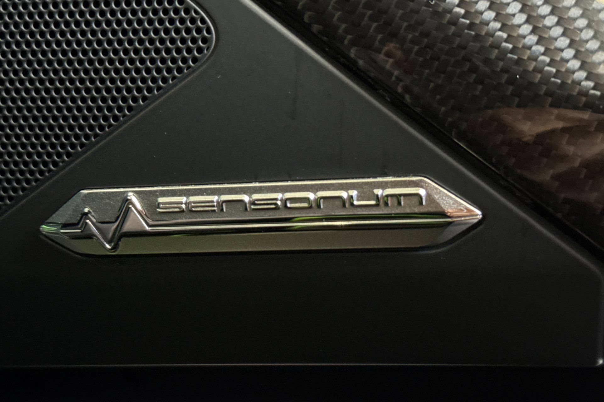 Used 2020 Lamborghini Aventador SVJ AWD/4WD image 33