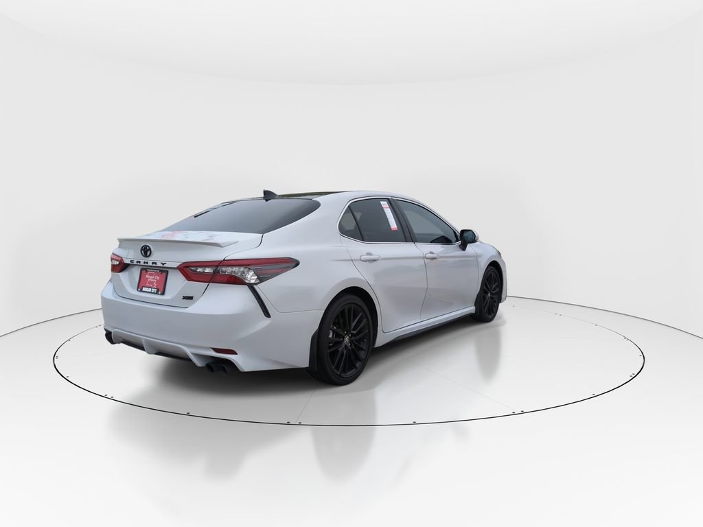 Used 2024 Toyota Camry XSE FWD image 8