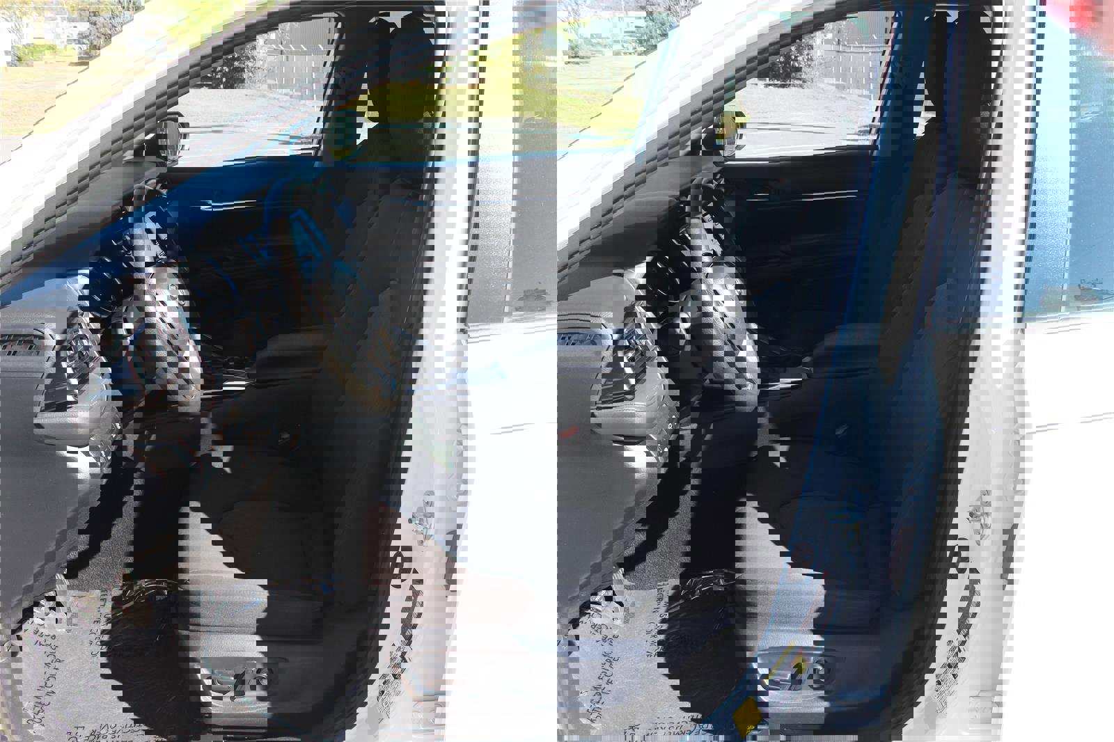 Used 2020 Toyota Camry LE image 24