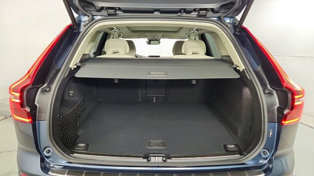 New 2026 Volvo XC60 B5 Ultra w/ Climate Package AWD/4WD image 38