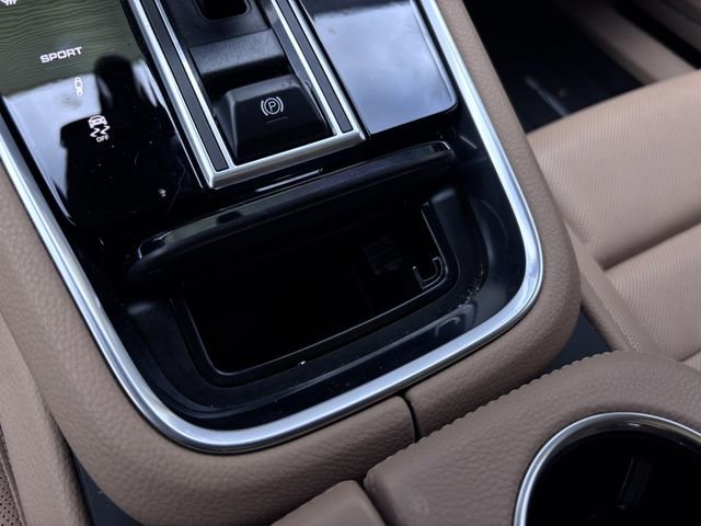 Certified 2023 Porsche Panamera Platinum Edition image 23