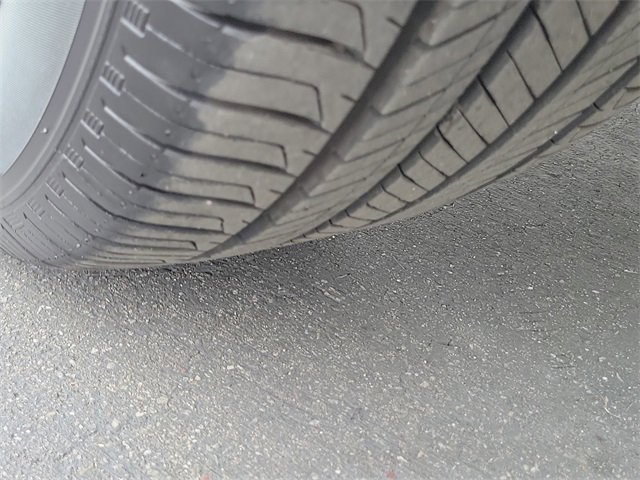 Used 2025 Ford Explorer Active image 34