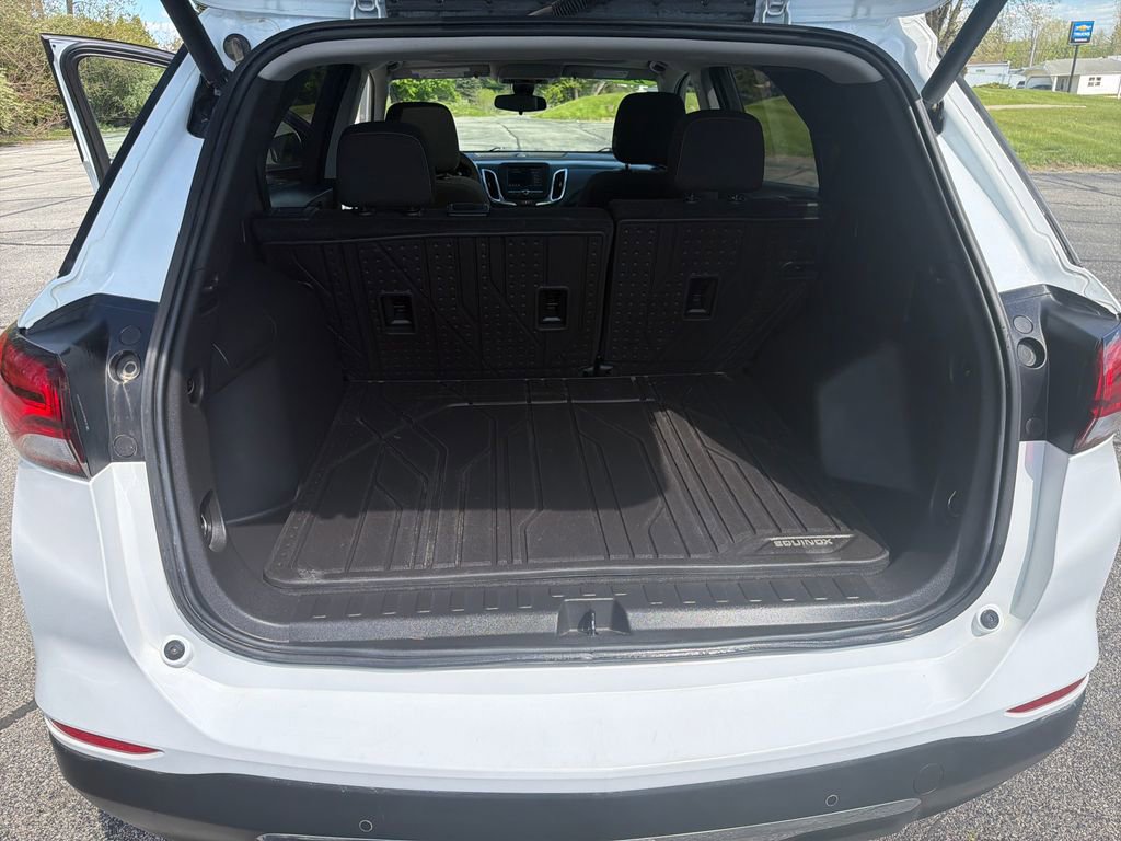 Used 2023 Chevrolet Equinox LT FWD image 27