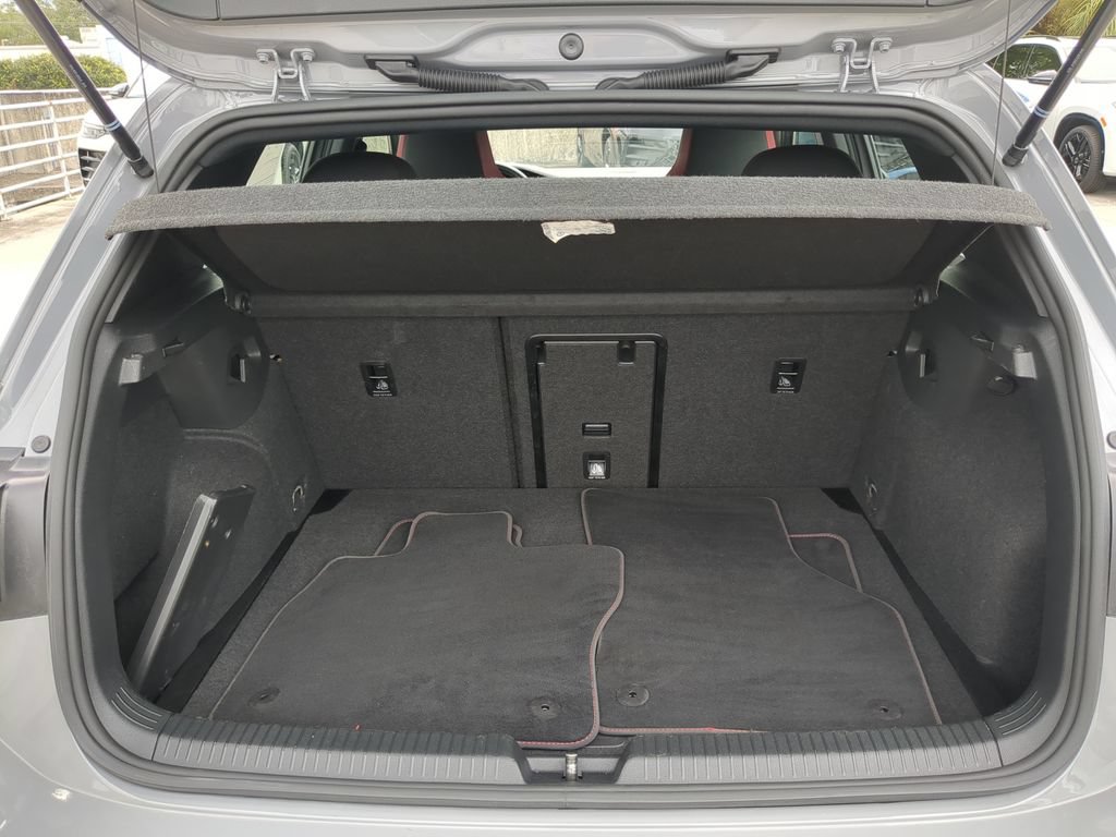 Certified 2024 Volkswagen GTI S FWD image 9