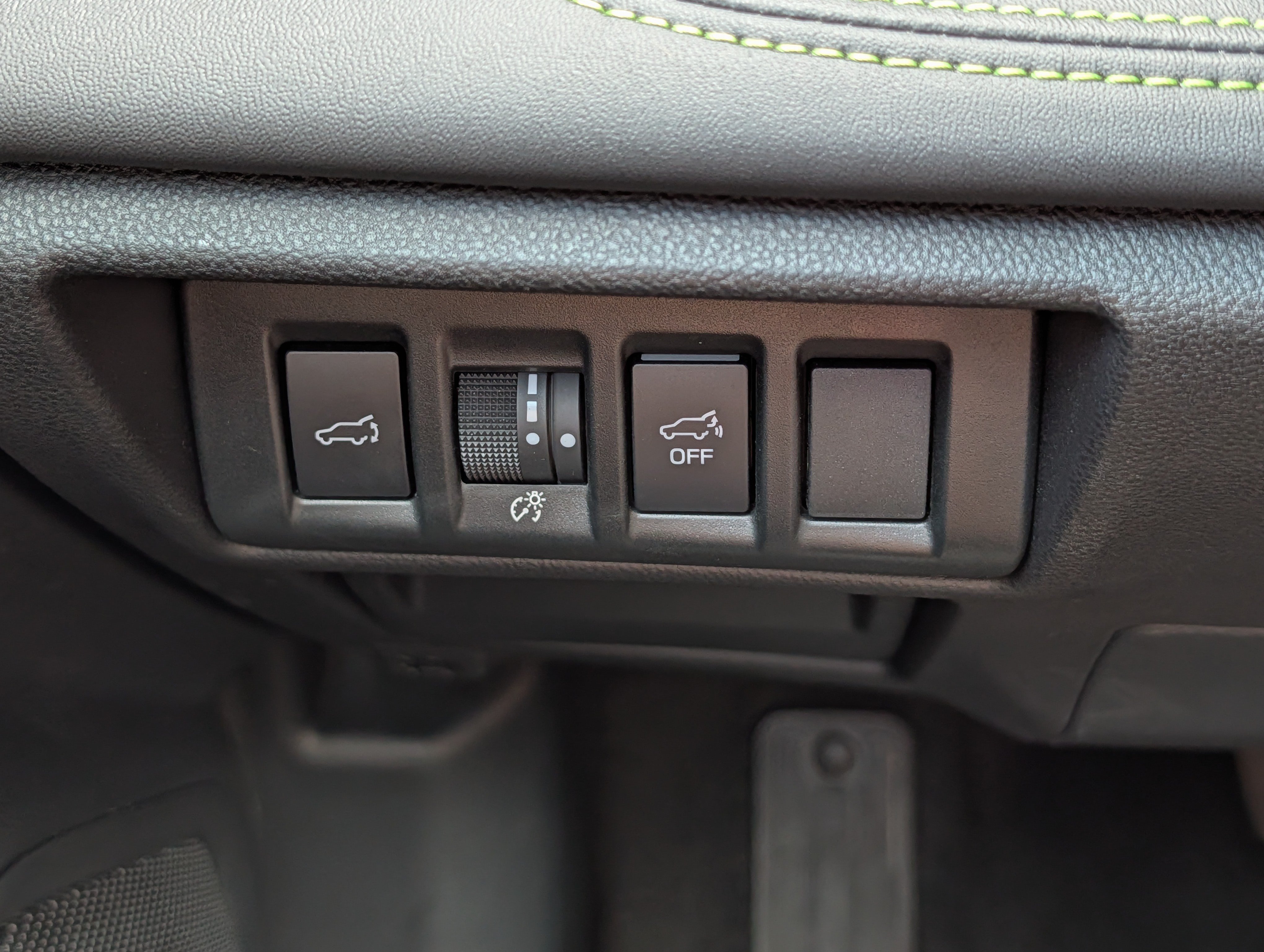 Certified 2025 Subaru Outback Onyx Edition AWD/4WD image 26
